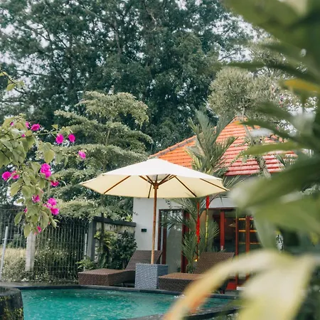 Insenja Ubud Villa & Resto