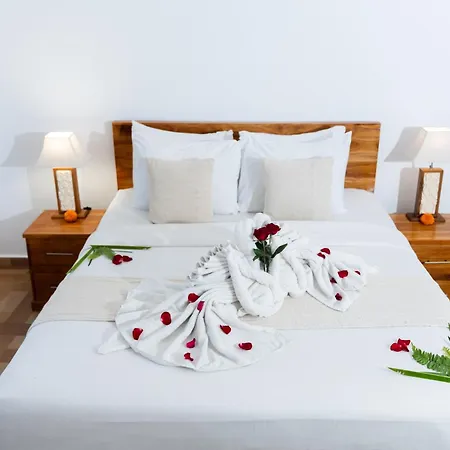 Insenja 4 Bedroom Private Villa & Resto Ubud
