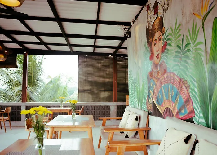 Insenja 4 Bedroom Private & Resto 4* ウブド