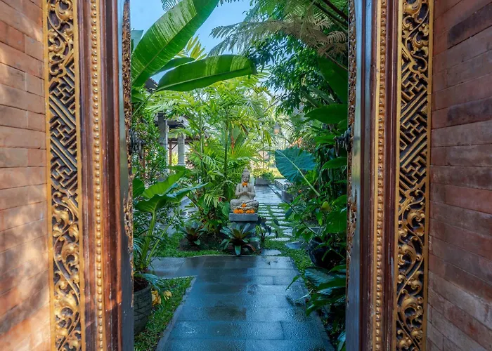 Insenja 4 Bedroom Private & Resto ベッド・アンド・ブレックファスト 4*